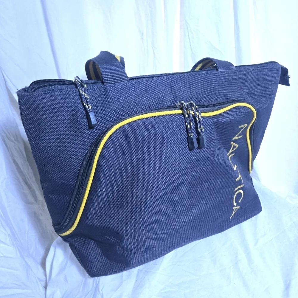 Nautica Weekend Bag EUC